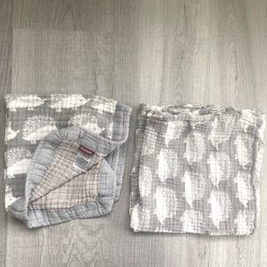 Organic Milkbarn muslin blanket/burp cloth